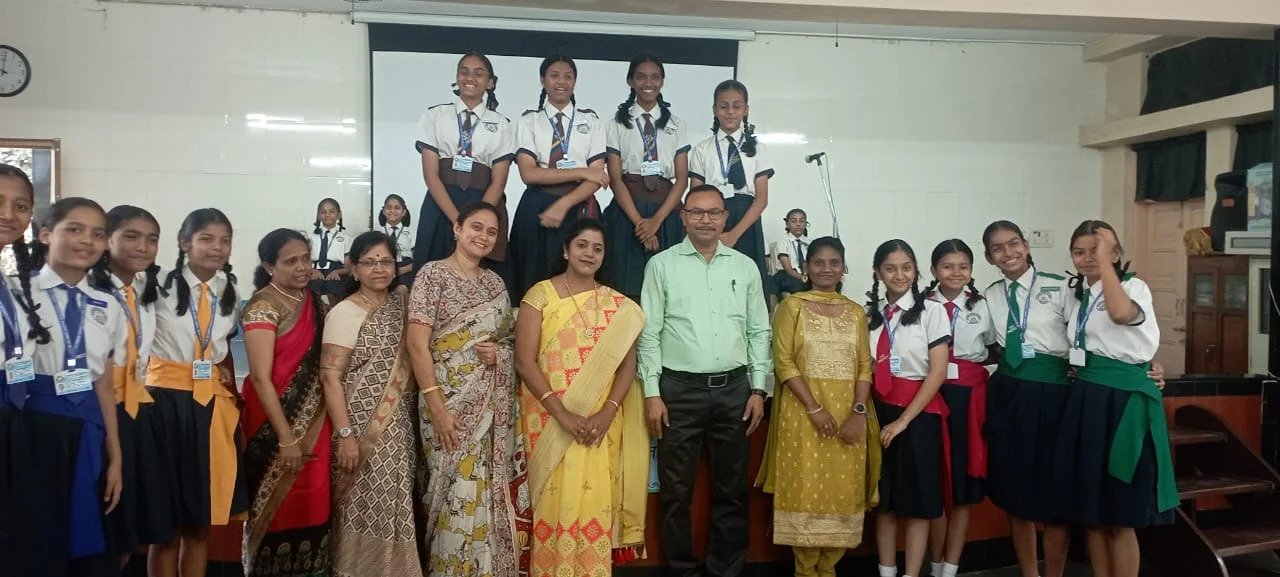 Hindi Diwas and Hindi Elocution Competition